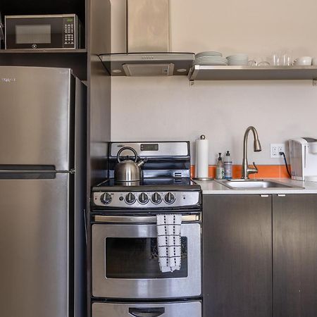 Sunny Studio Apartment - Food Carts, Coffee & Bars Portland Dış mekan fotoğraf