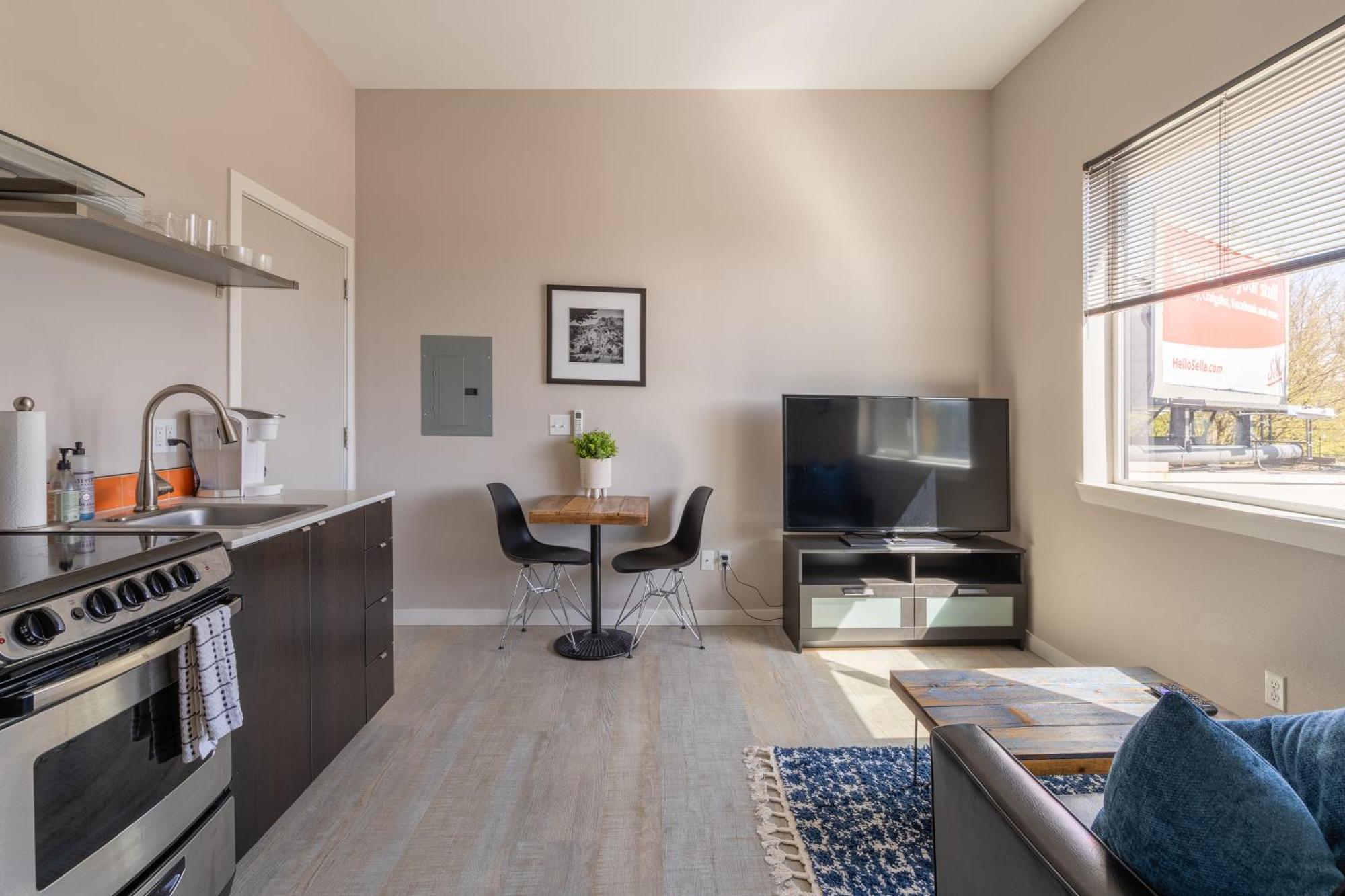 Sunny Studio Apartment - Food Carts, Coffee & Bars Portland Dış mekan fotoğraf